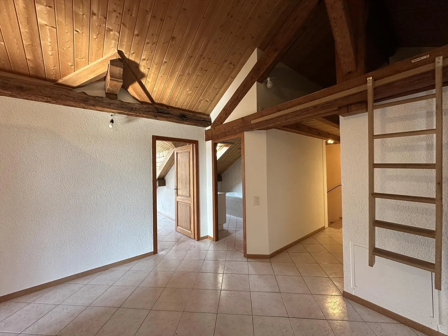 5-room apartment - Photo 8 of 14