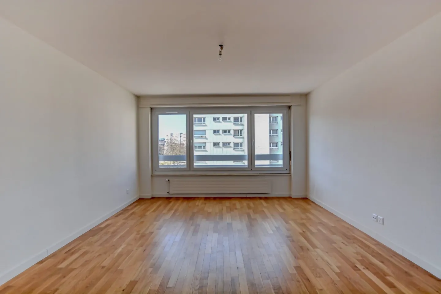 Vie agréable dans une maison avec ascenseur - Photo 5 sur 7