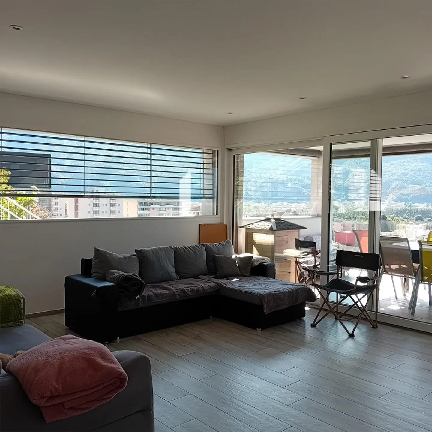 Doppelhaushälfte mit privatem Pool in Sementina - Foto 17 von 24