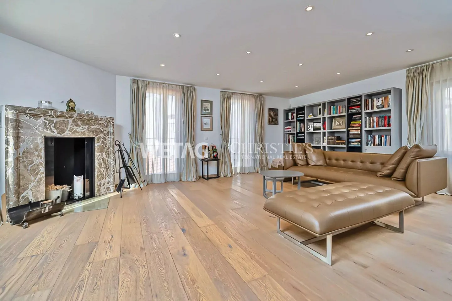 For sale in the center of Lugano-Sonvico elegant house completely renovated - Photo 1 of 10