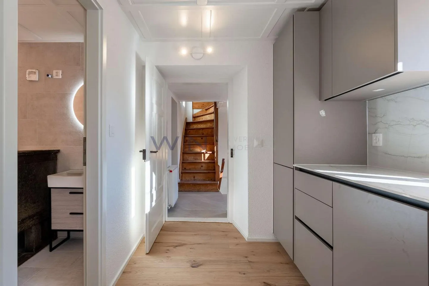 Zeitgeist ridefinito (con appartamento) - Vicino a Bonaduz - Foto 3 di 7