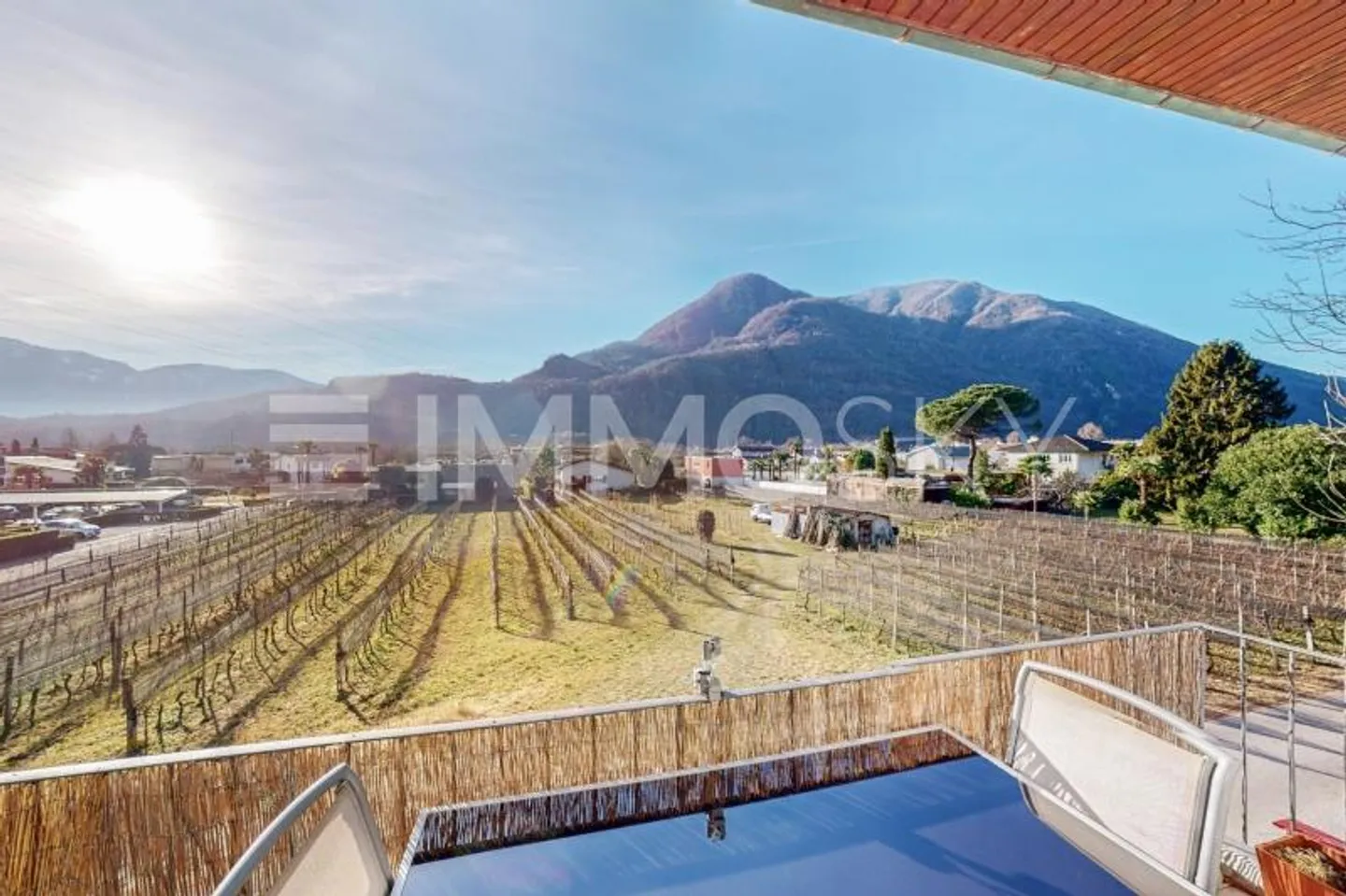 Not to be missed: 4.5 rooms also as a secondary residence - Photo 2 of 6