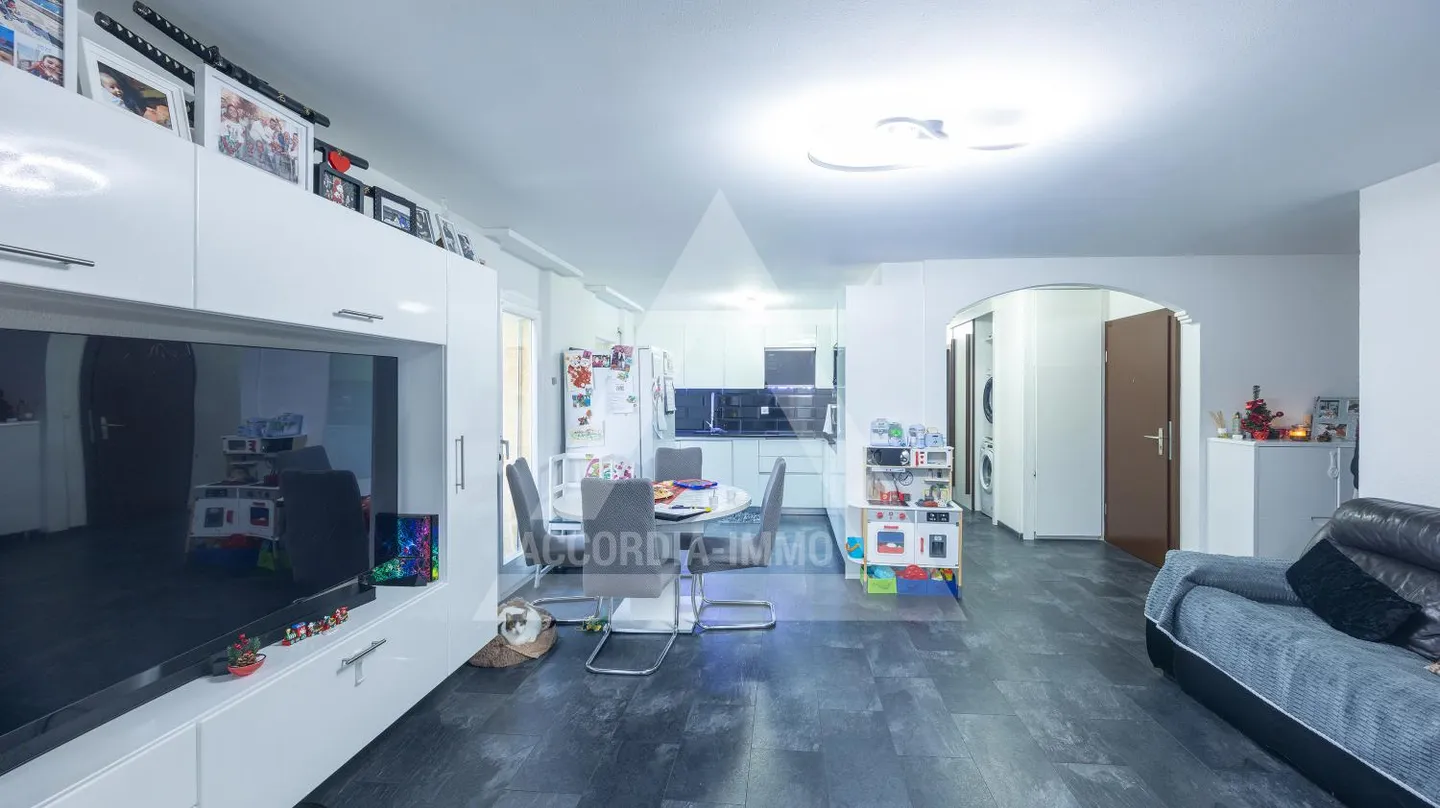 Magnifique appartement rénové de 4.5 pièces (97 m²) à Monthey - Photo 4 sur 25