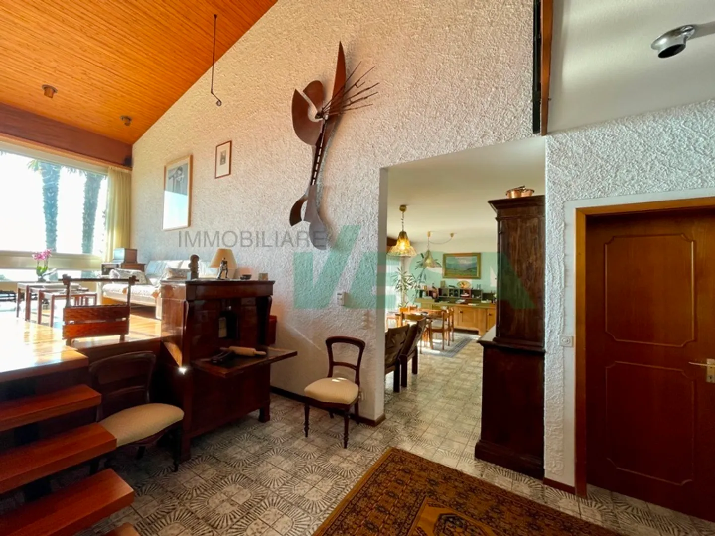 Cozy villa in a beautiful panoramic position with stunning views - Photo 8 of 13