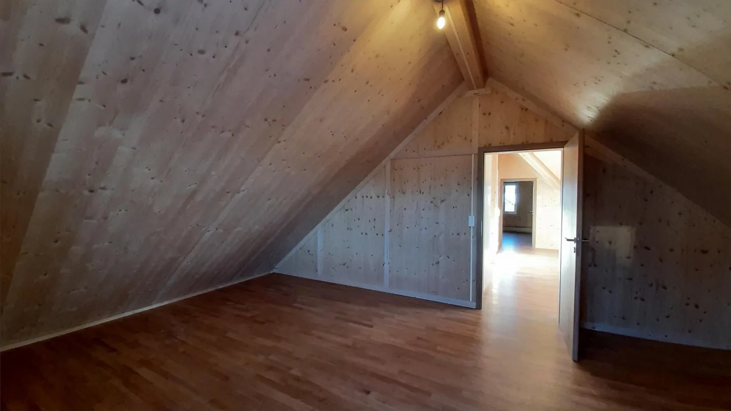 bellissimo appartamento mansardato - Foto 8 di 12