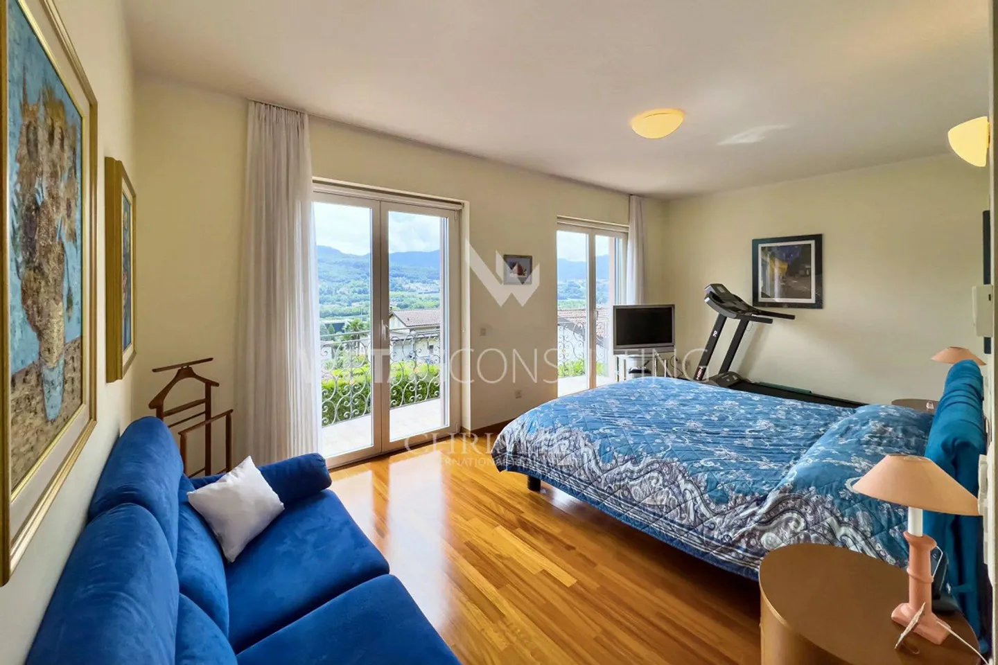 À vendre à Lugano-Manno élégante villa avec piscine, grand jardin et dépendance, également idéale comme résidence secondaire - Photo 8 sur 13