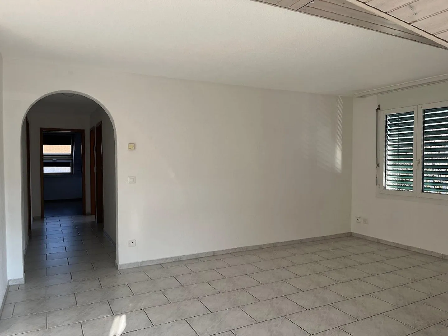 Geräumige 4.5 Zimmerwohnung - Foto 3 von 10