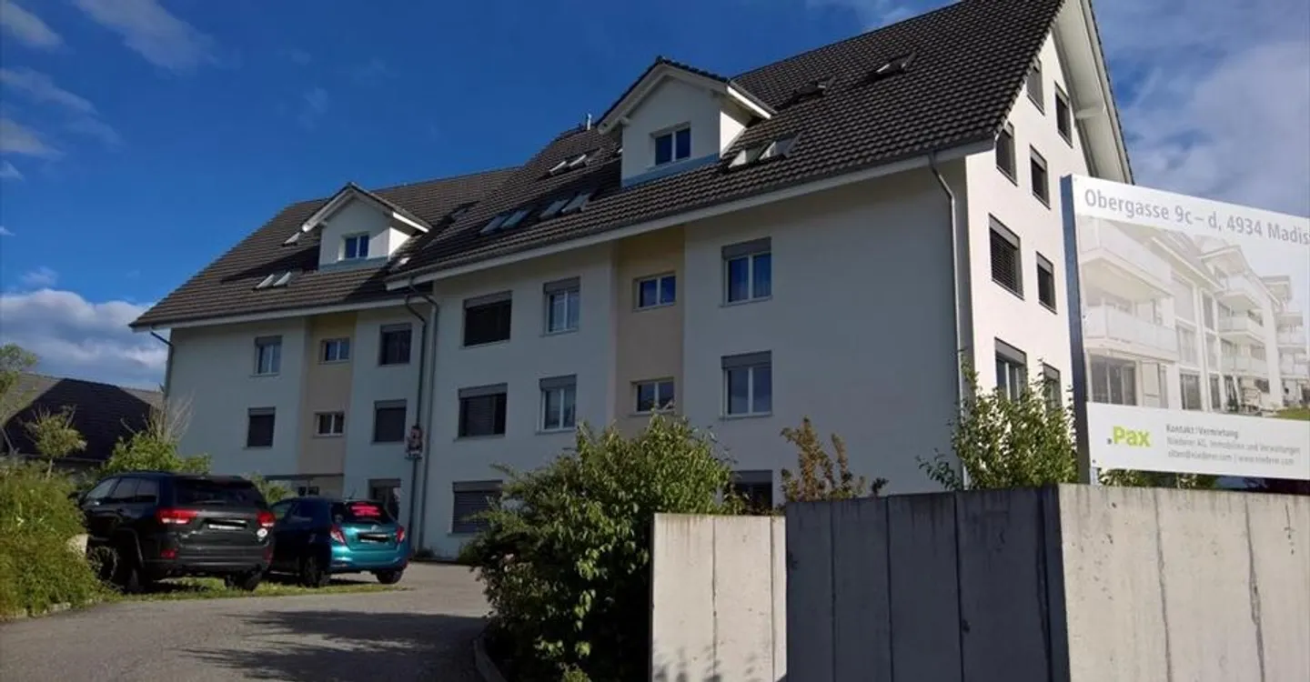 Looking for a parking space in Madiswil? - Photo 1 of 1