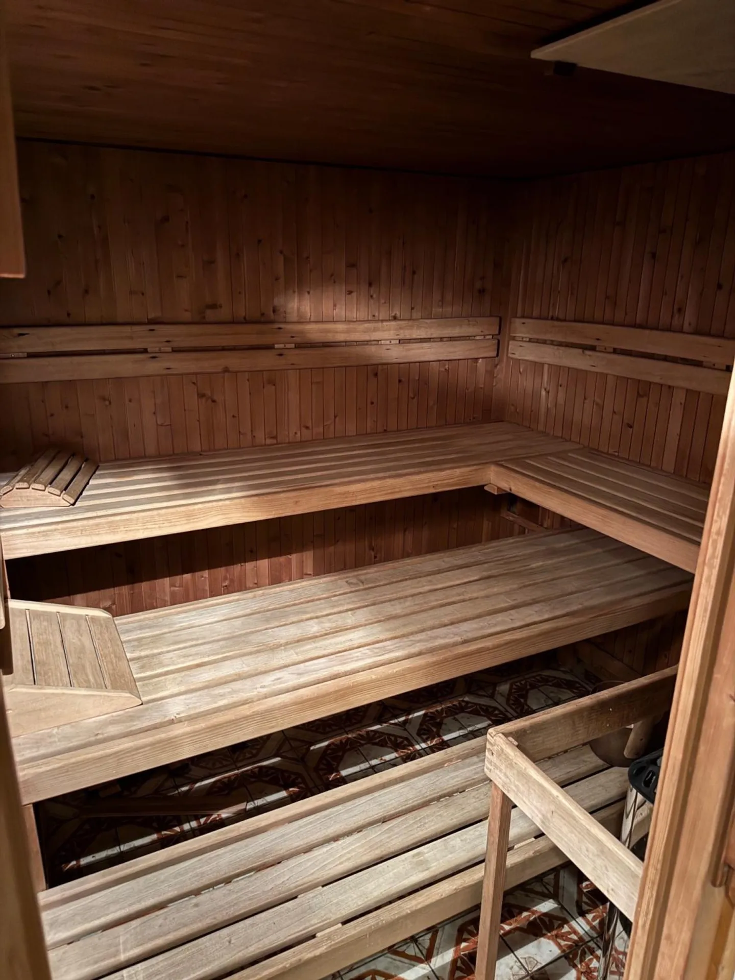 Sauna con solarium in affitto su Austrasse a Basilea - Foto 1 di 7