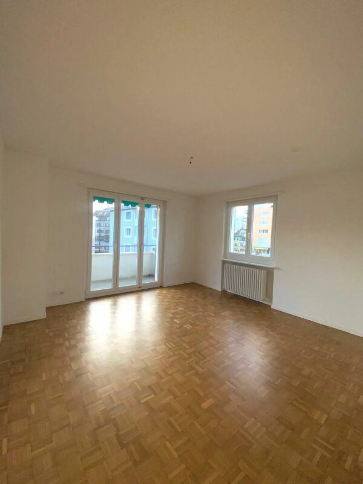 Appartement 3 pièces au cœur de Wettingen - Photo 2 sur 10