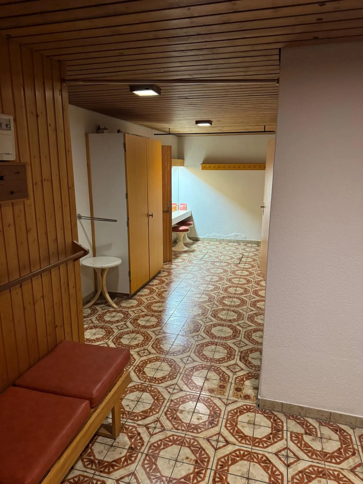 Sauna con solarium in affitto su Austrasse a Basilea - Foto 3 di 7