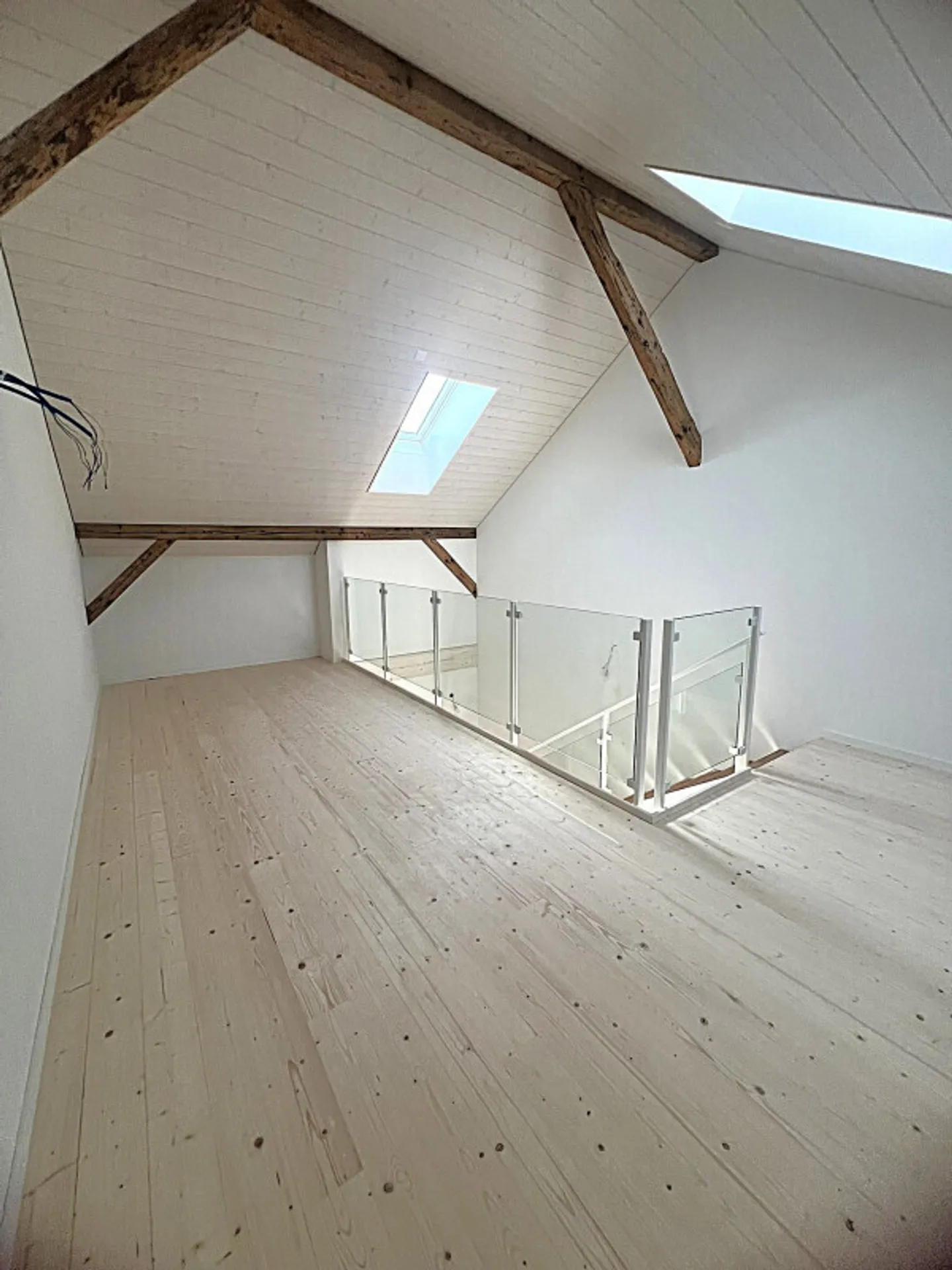 Charming 4.5-room duplex with mezzanine in a renovated farmhouse - Photo 9 of 10