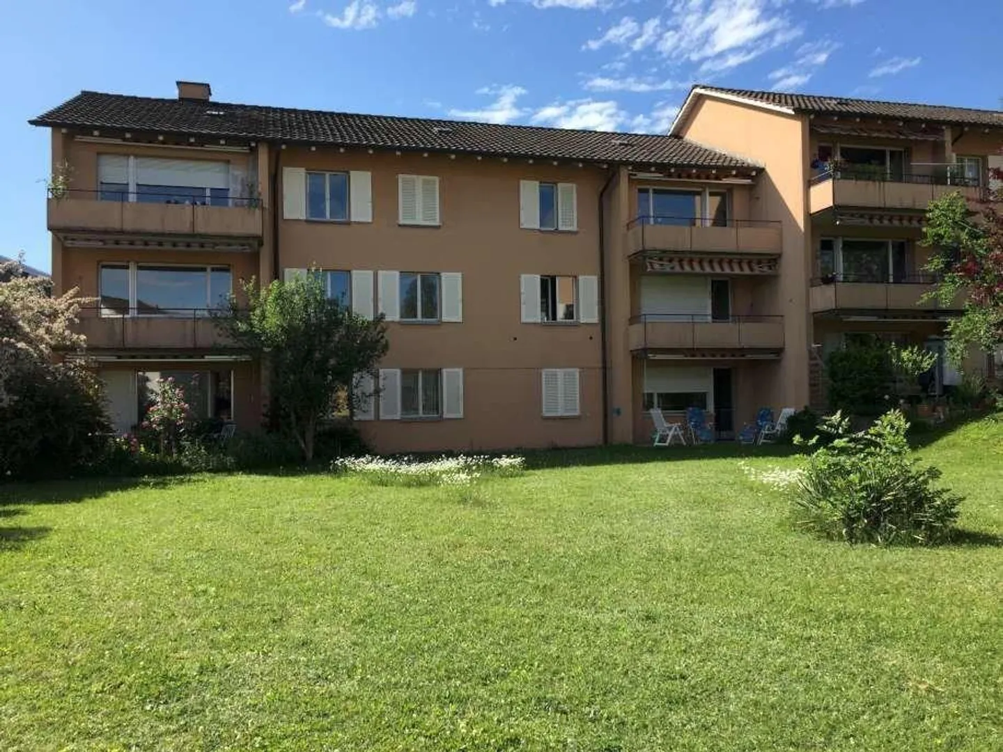 Vivere nel verde in un ambiente tranquillo - Foto 1 di 5