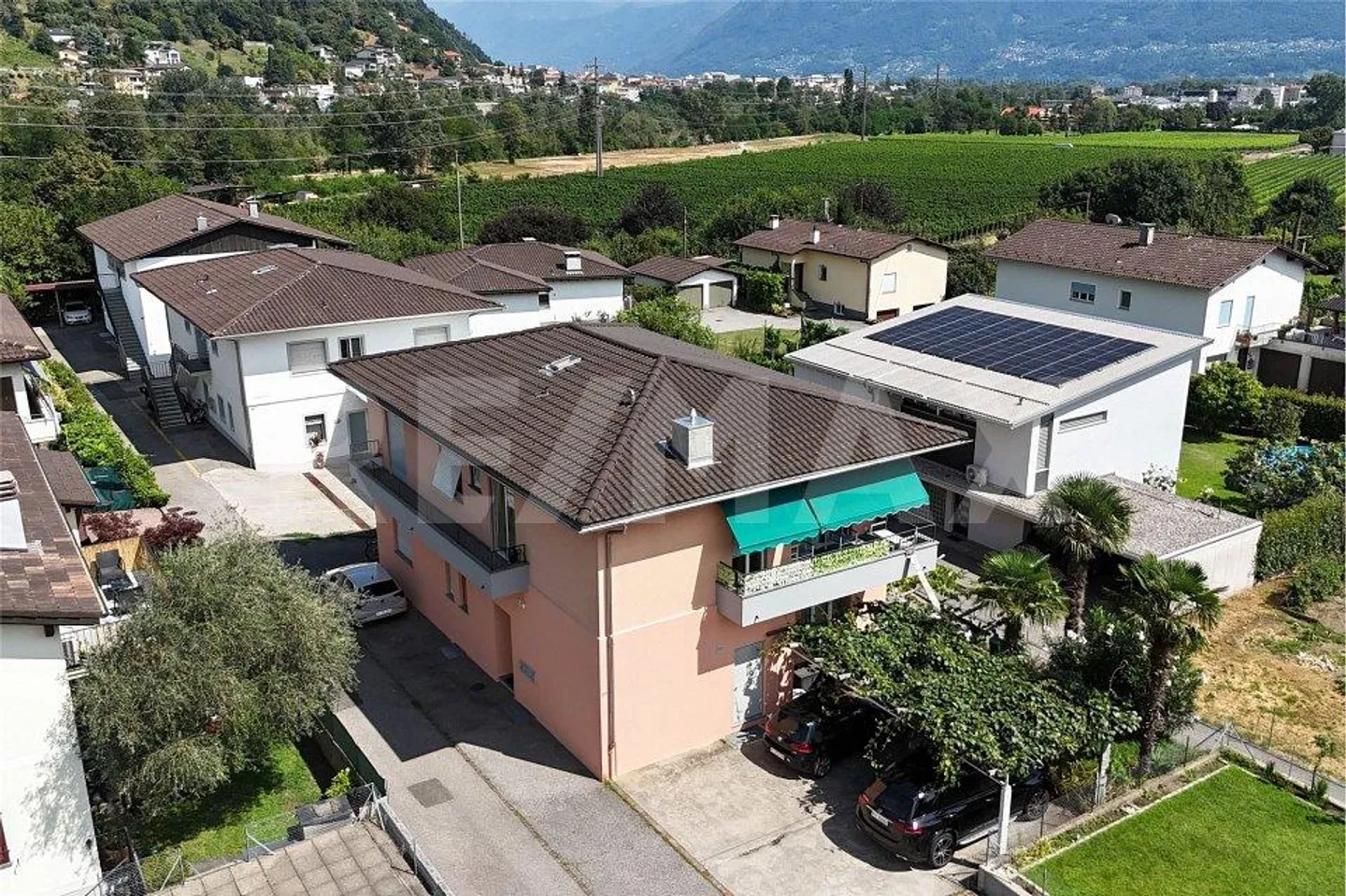 Maison Multifonctionnelle pour Familles et Investisseurs - Photo 3 sur 13
