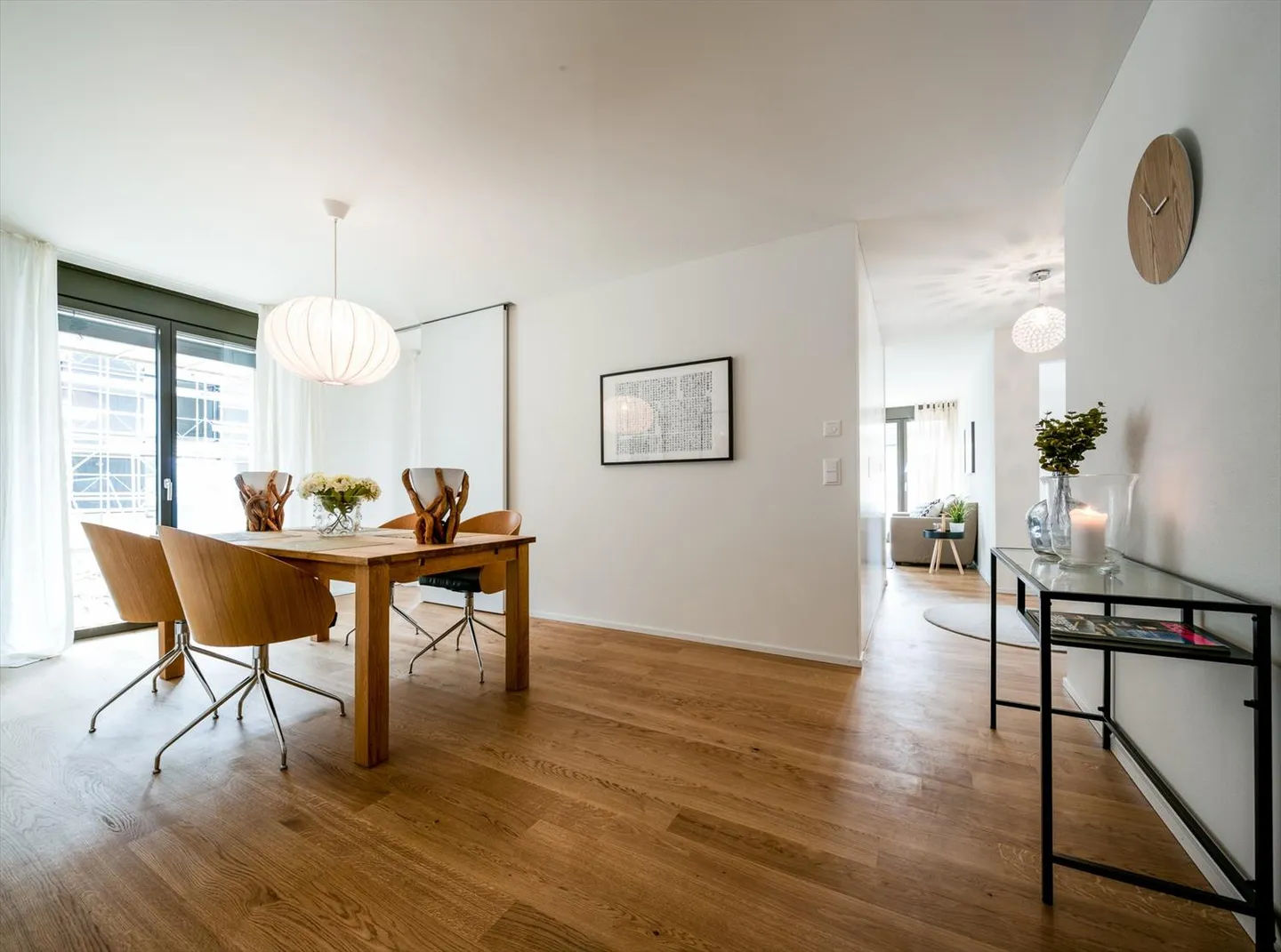 Apartment for rent - Photo 2 of 9