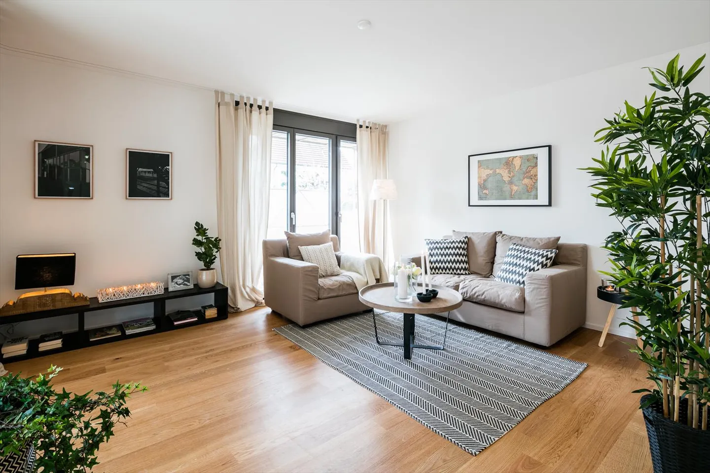 Apartment for rent - Photo 4 of 9