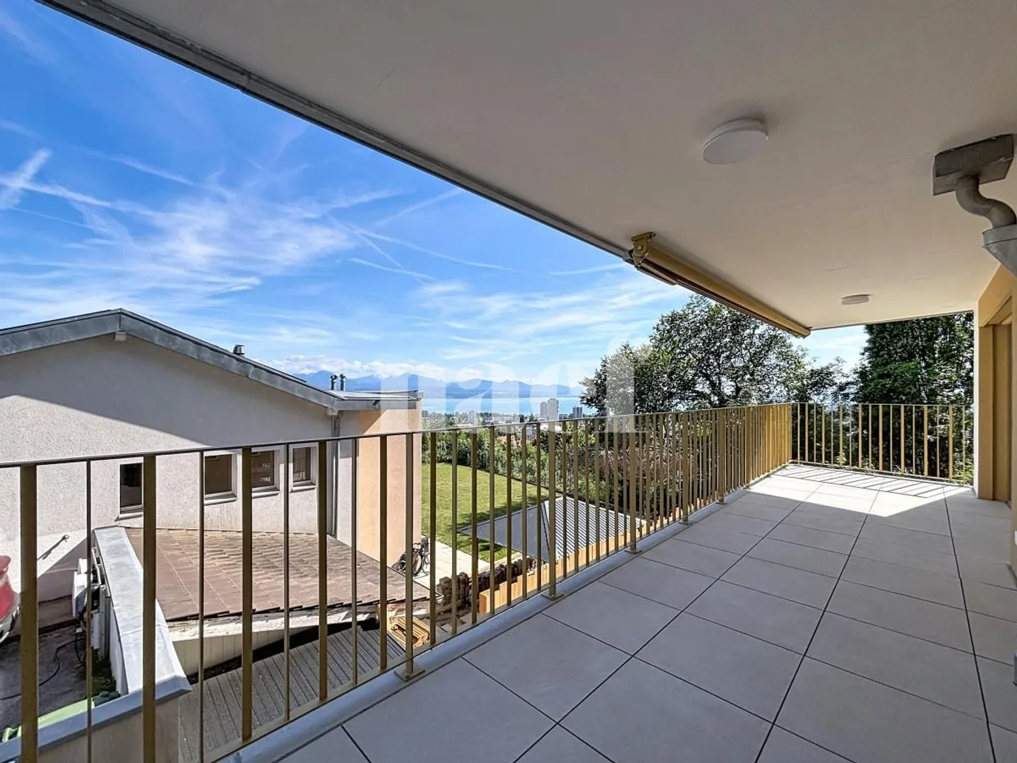 Nouvel appartement avec vue imprenable - Photo 5 sur 12