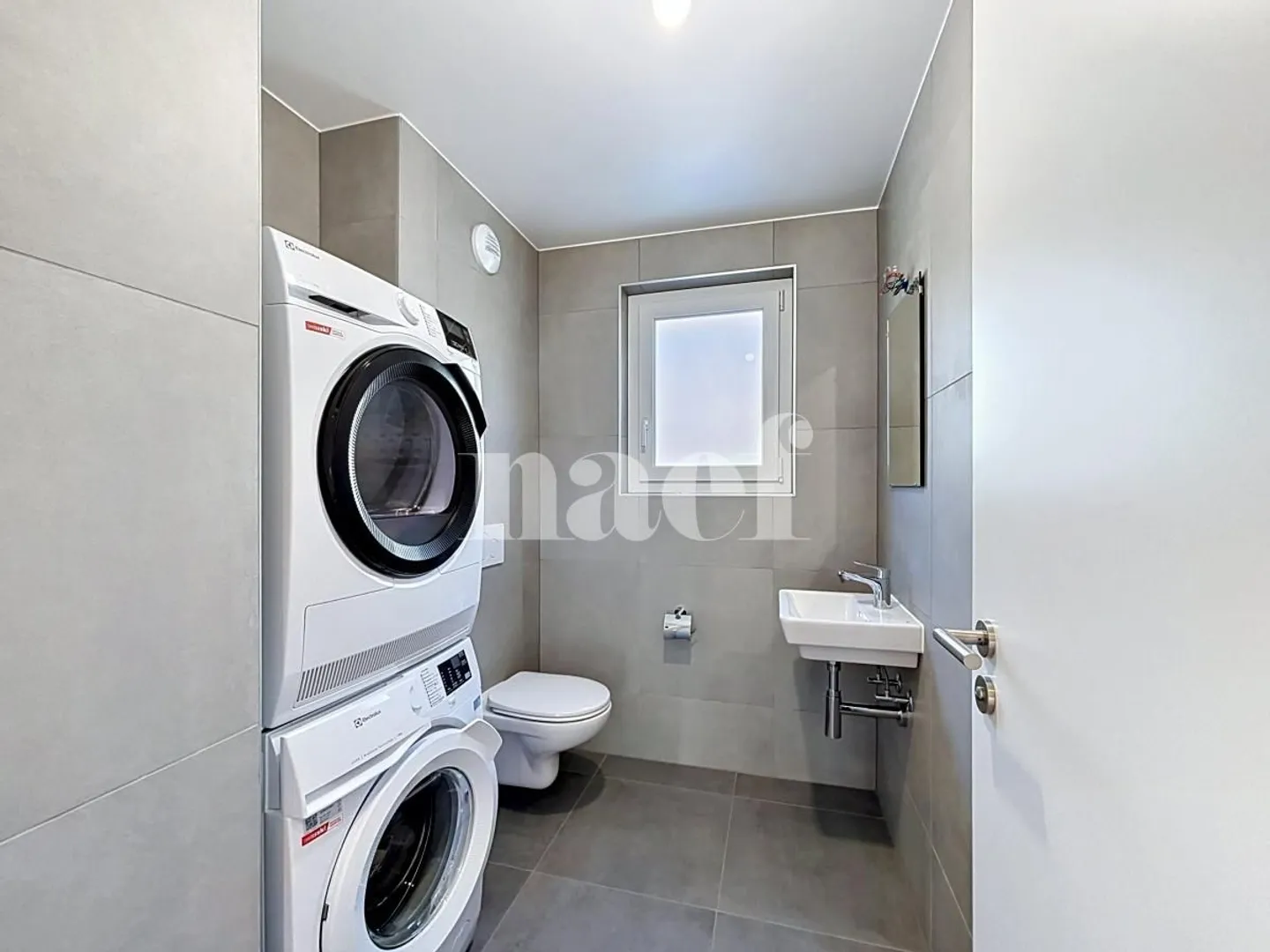 Nouvel appartement avec vue imprenable - Photo 10 sur 12