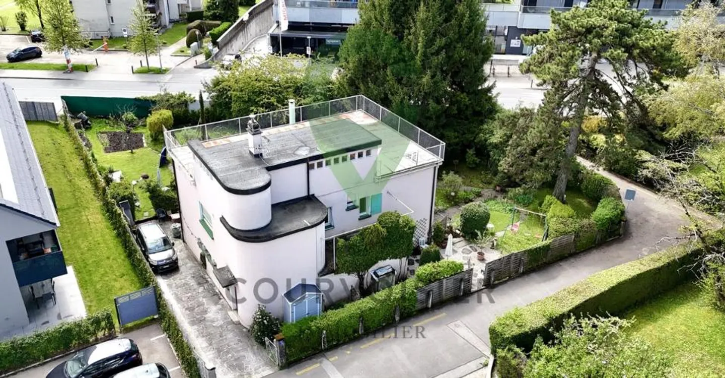Casa di carattere con 2 appartamenti a due passi da Tartegnin - Foto 2 di 11