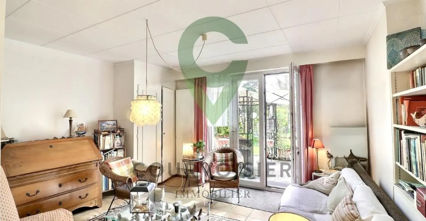 Casa di carattere con 2 appartamenti a due passi da Tartegnin - Foto 4 di 11