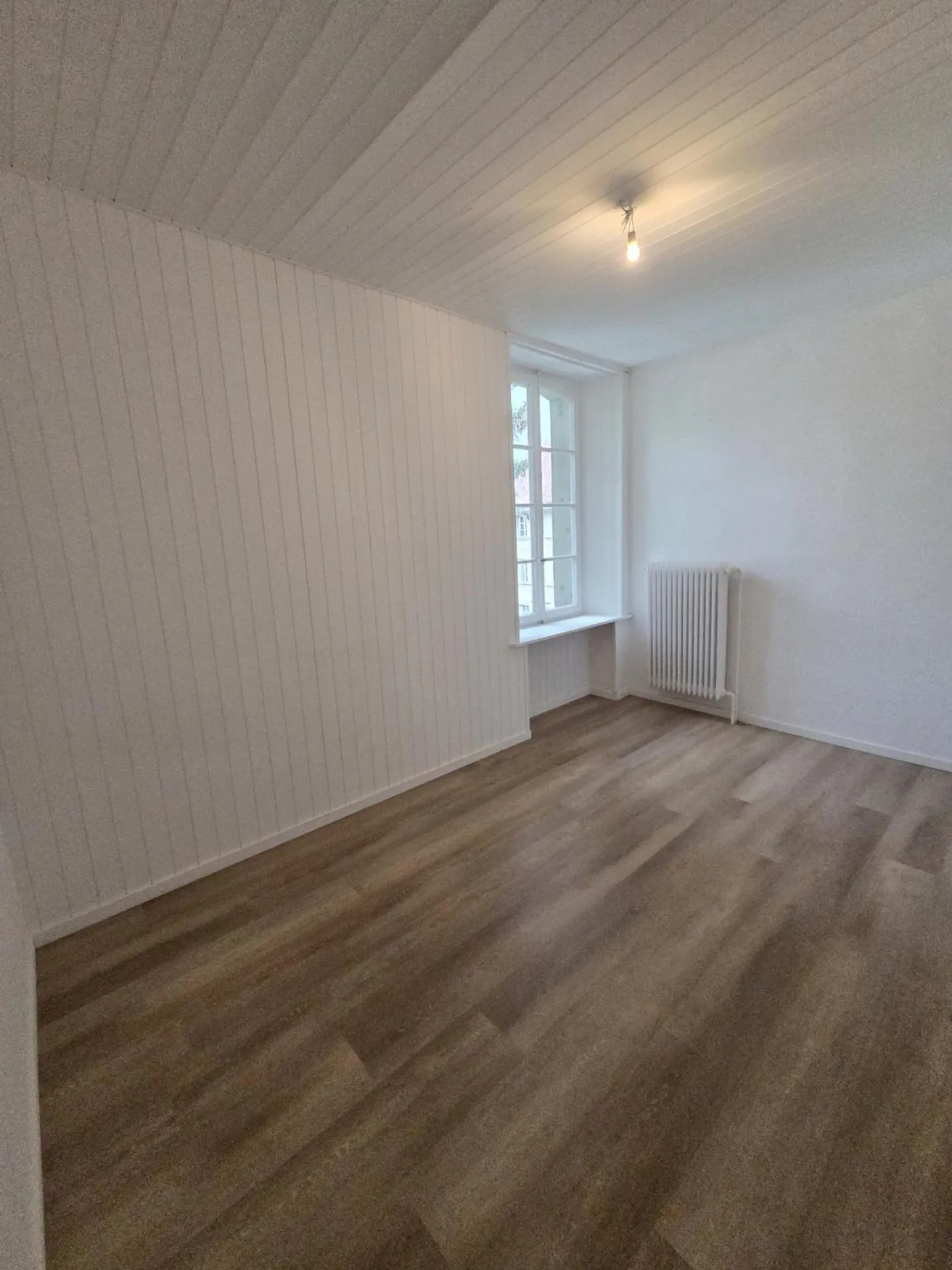 Charmante 2-Zimmer-Wohnung im Zentrum von Fribourg - Foto 3 von 6