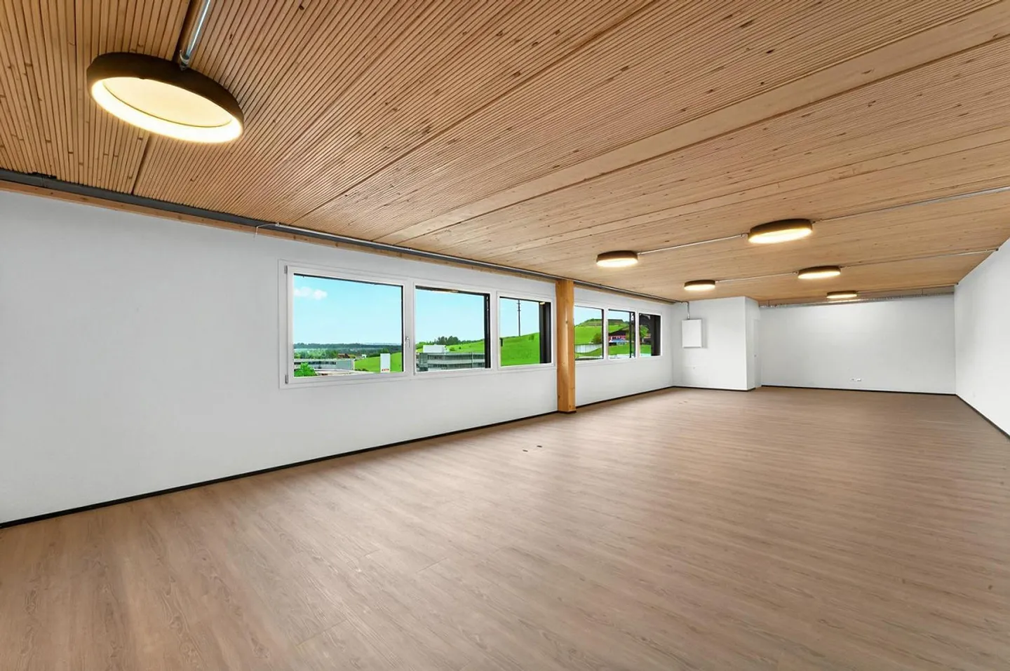 Moderne Büro- und Showroomfläche - Foto 4 von 12