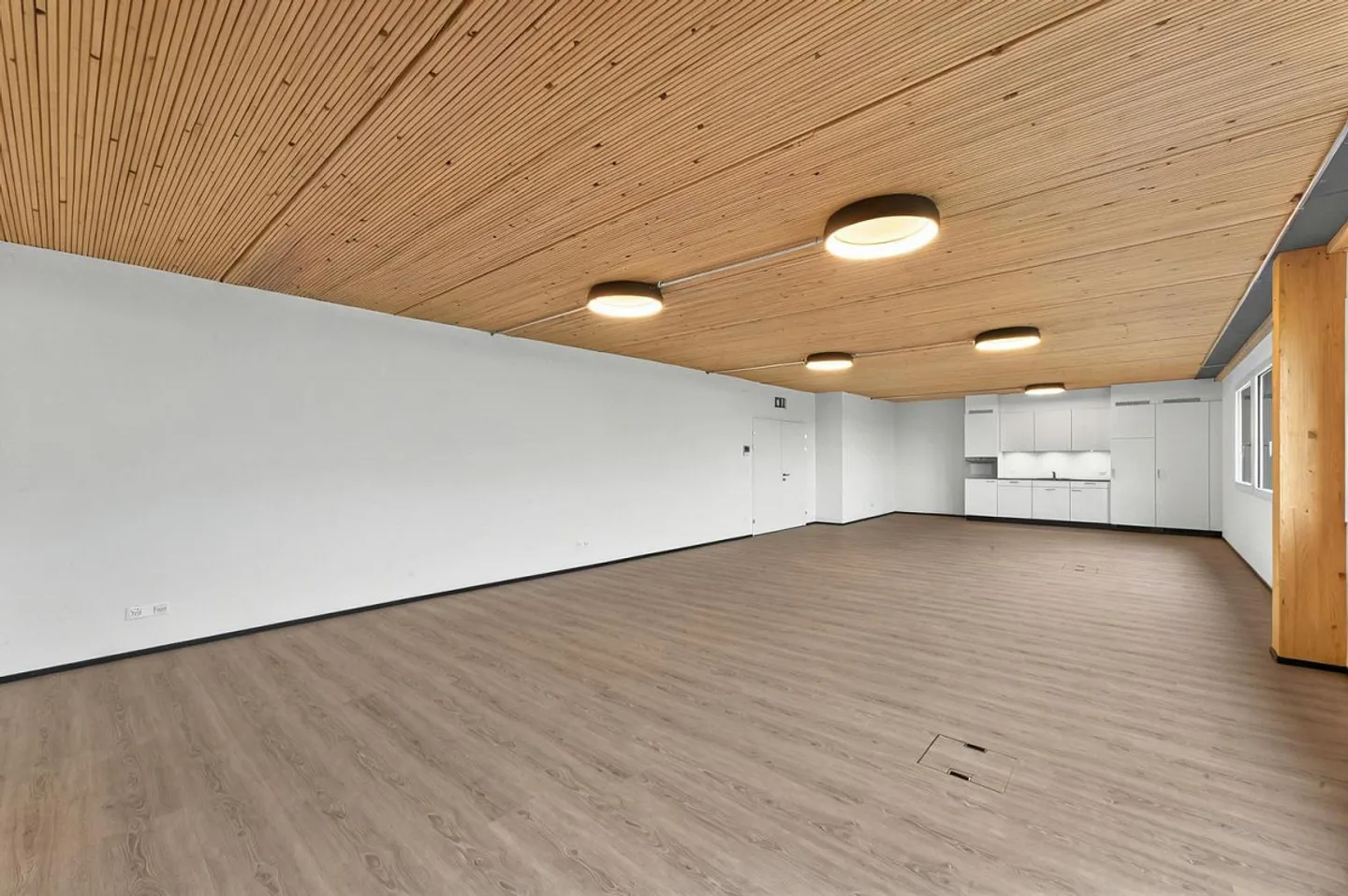 Moderne Büro- und Showroomfläche - Foto 5 von 12