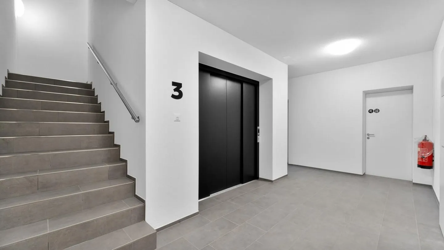 Moderne Büro- und Showroomfläche - Foto 10 von 12
