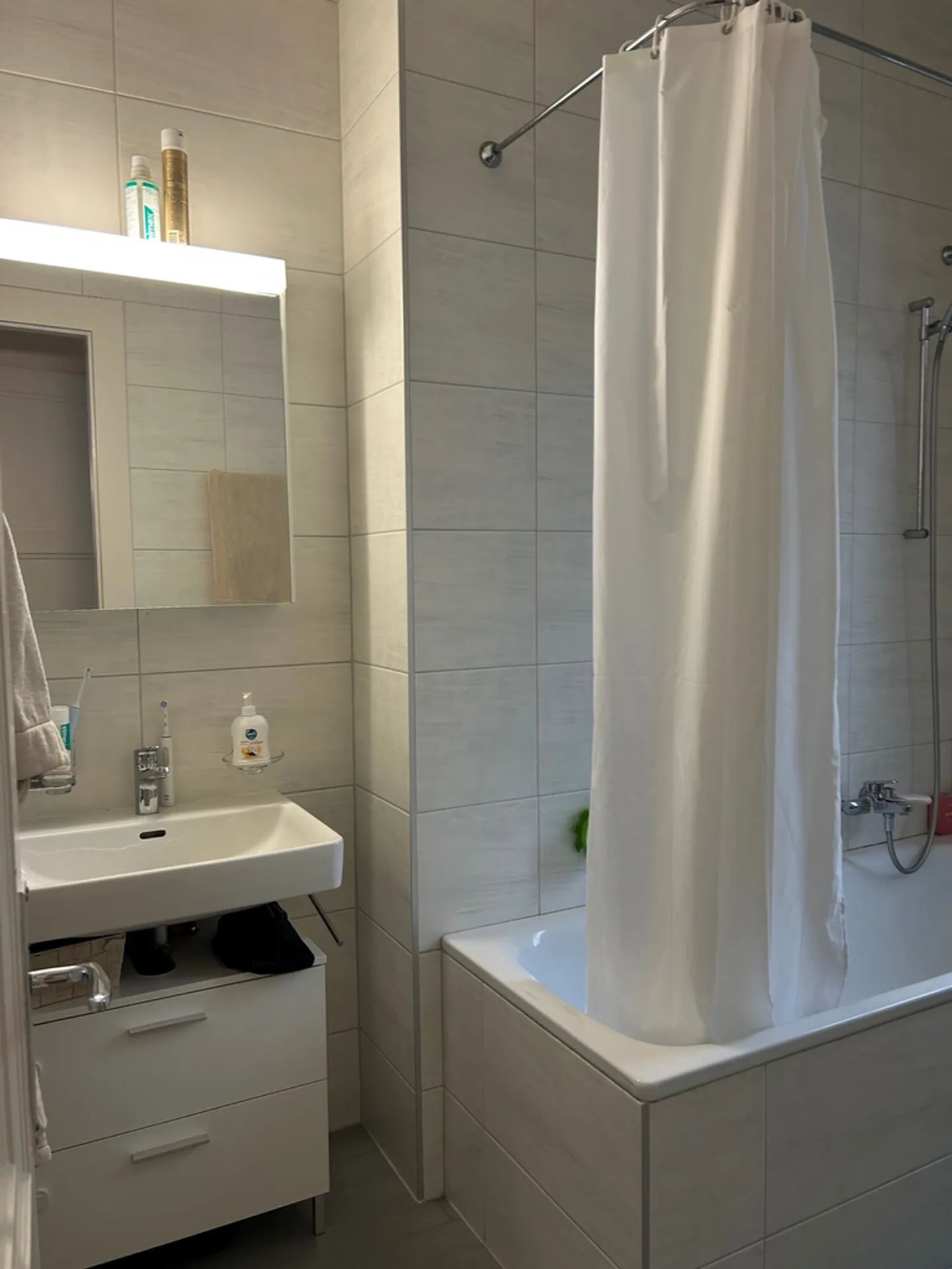 Bel appartement moderne - Photo 6 sur 7
