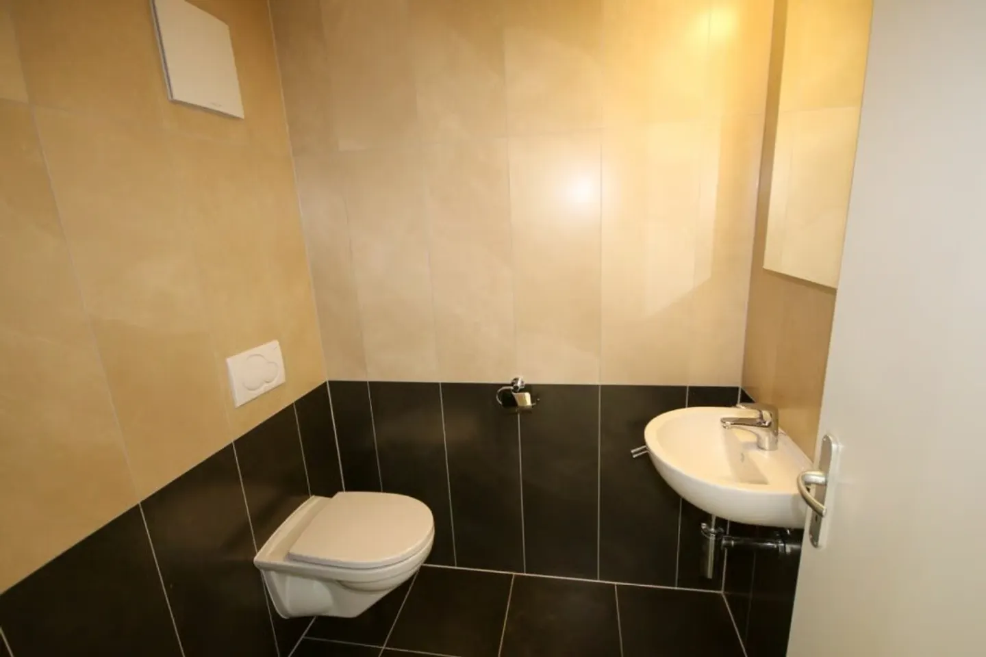 Appartamento di lusso di 5,5 locali con terrazza e vista lago - Foto 21 di 23