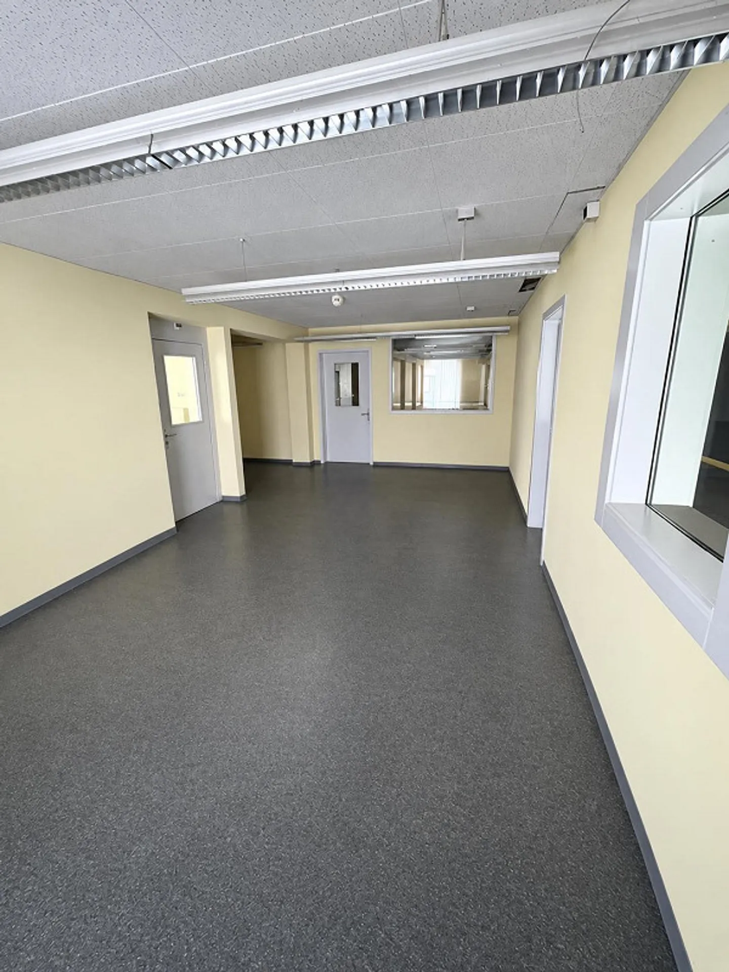 Gewerbefläche Nähe Bahnhof - Foto 2 von 2
