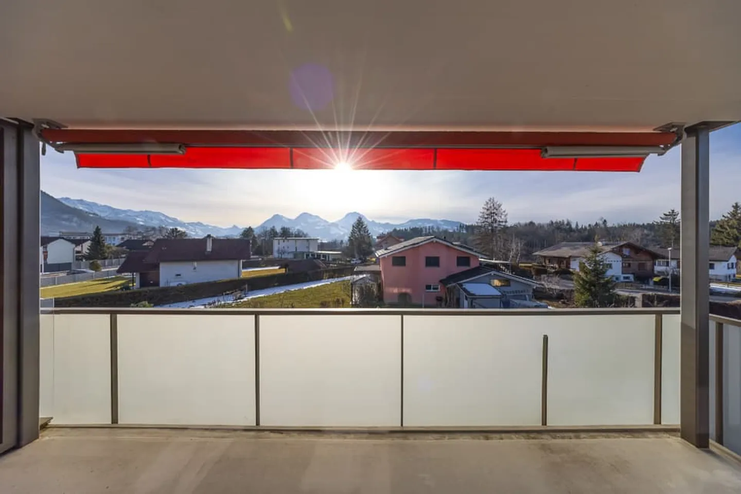 Appartamento di 3 locali: calma assoluta e vista libera - Foto 9 di 11