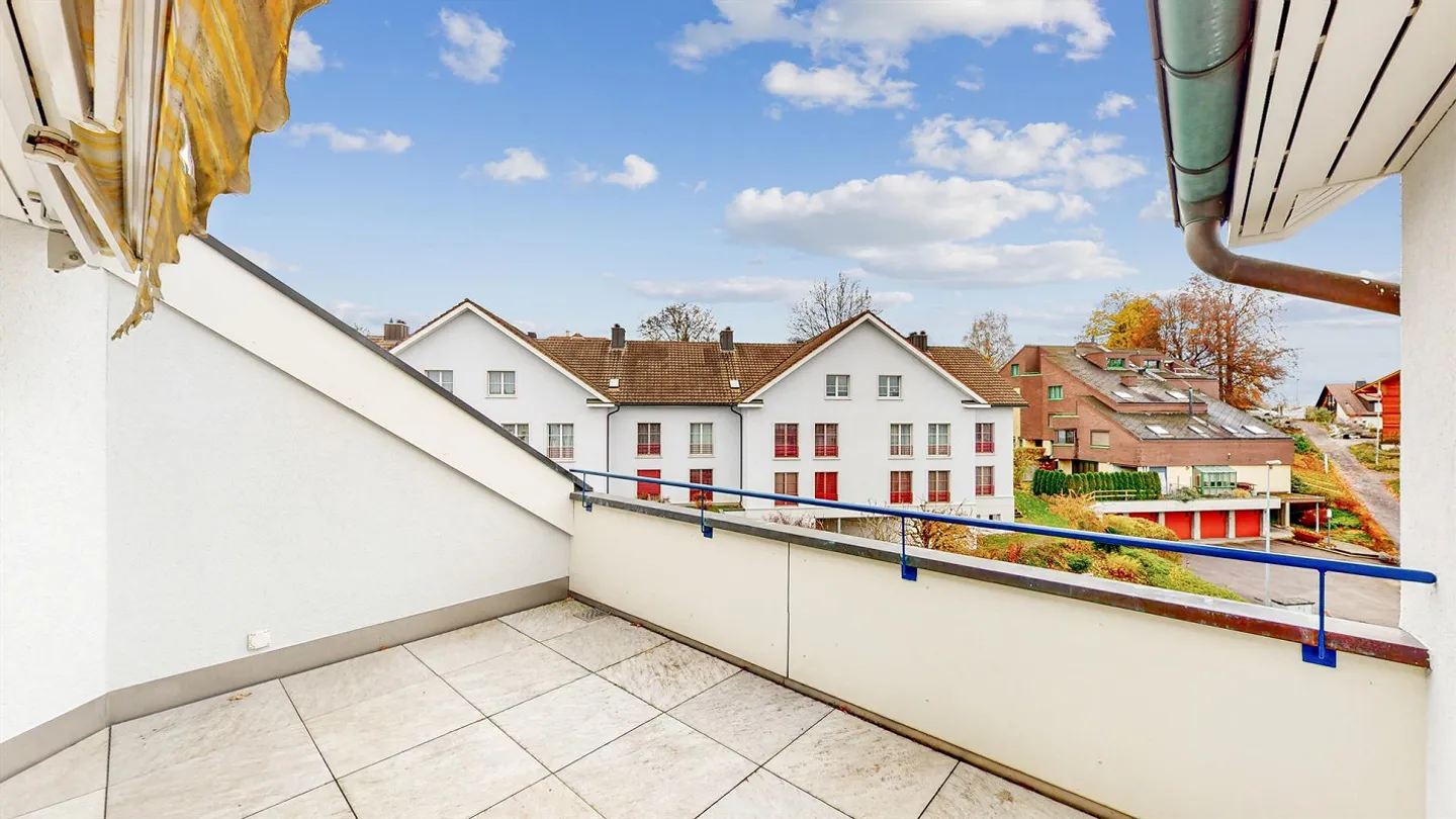 Charmante Dachwohnung - Foto 7 von 7