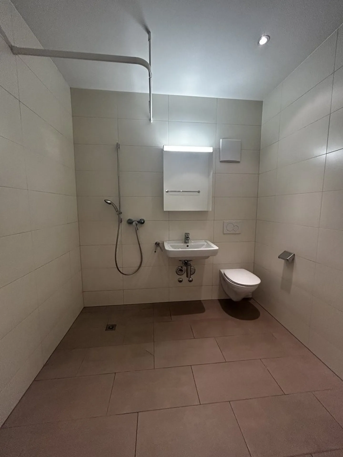 Appartamento 2.5 stanze - Foto 3 di 6