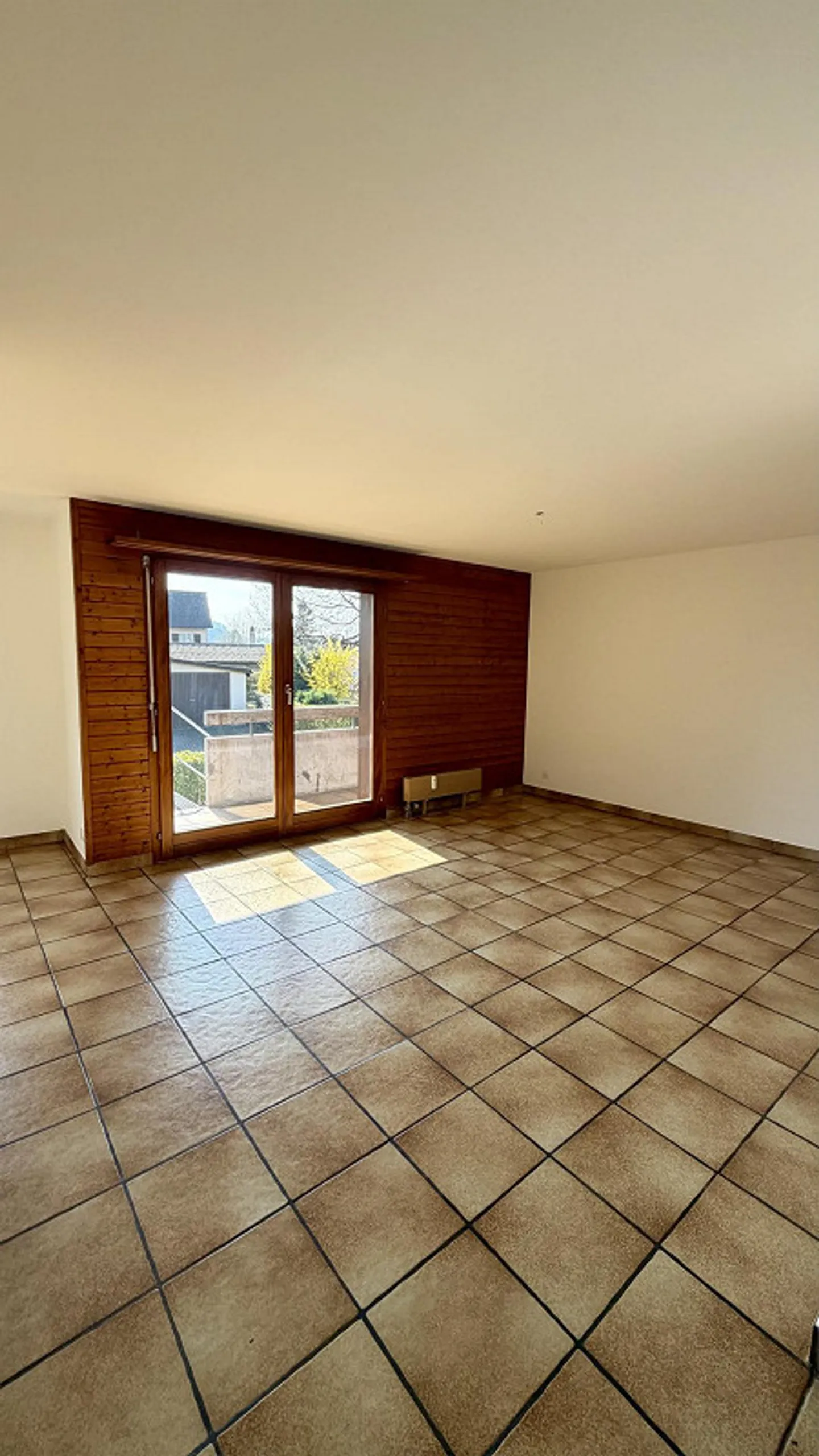 Appartement lumineux de 4,5 pièces avec patio à Gelterkinden - Photo 6 sur 15