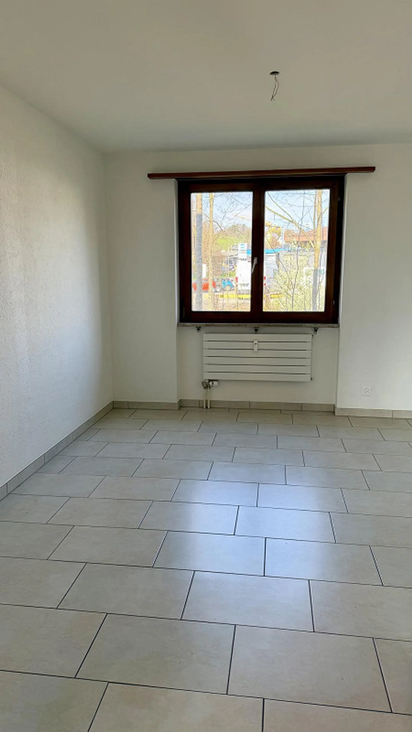 Appartement lumineux de 4,5 pièces avec patio à Gelterkinden - Photo 8 sur 15