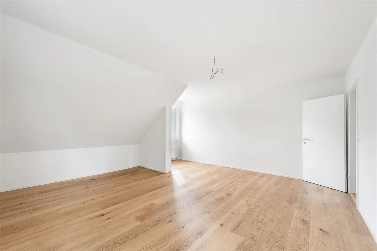 Votre nouveau chez-vous dans un emplacement idéal et central ! - Photo 3 sur 11