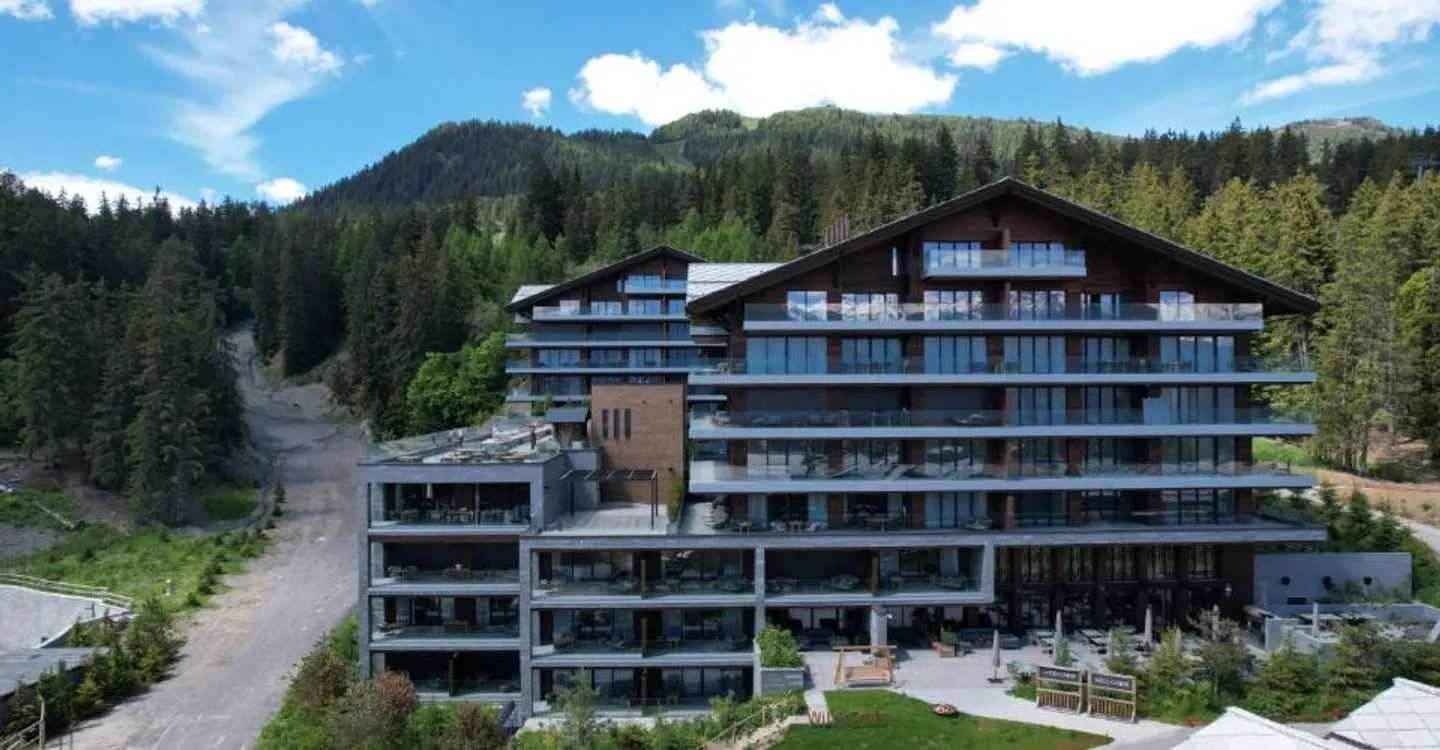 Luxury Apartments in Alps - Photo 5 of 9
