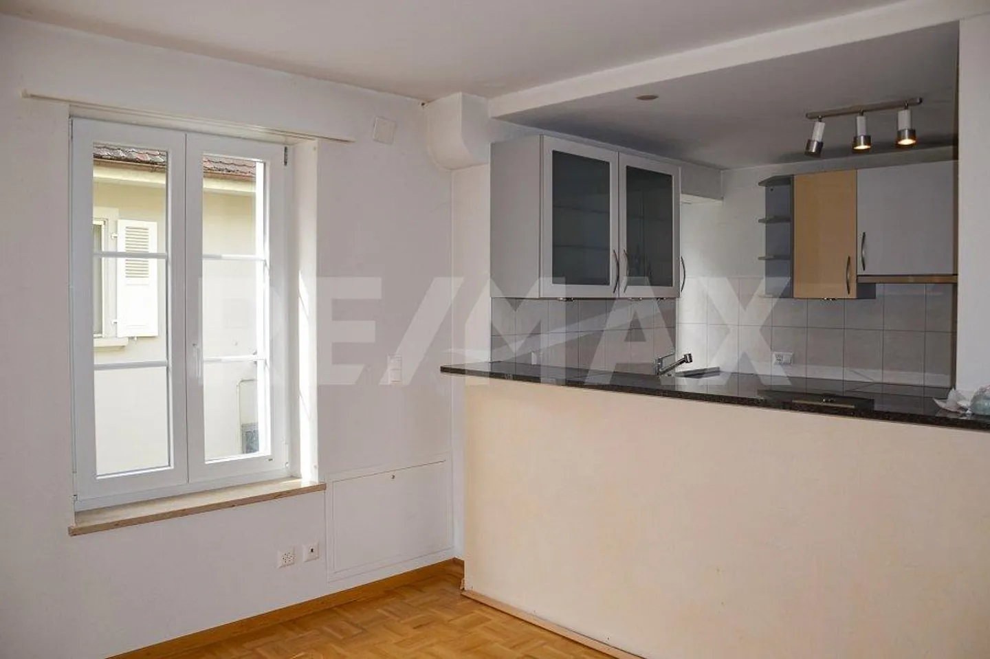 In the middle - and close to the Rhine - Multi-family house - Photo 10 of 11