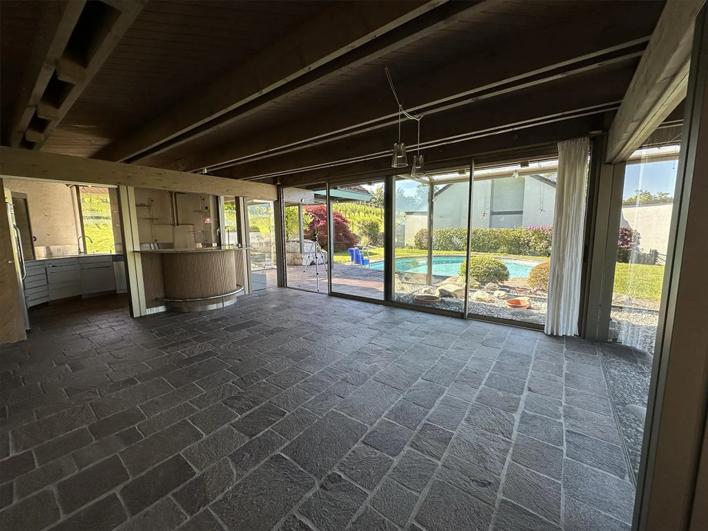 Detached 4 ½ Room Single-Family House with Garden & Pool - Photo 5 of 15