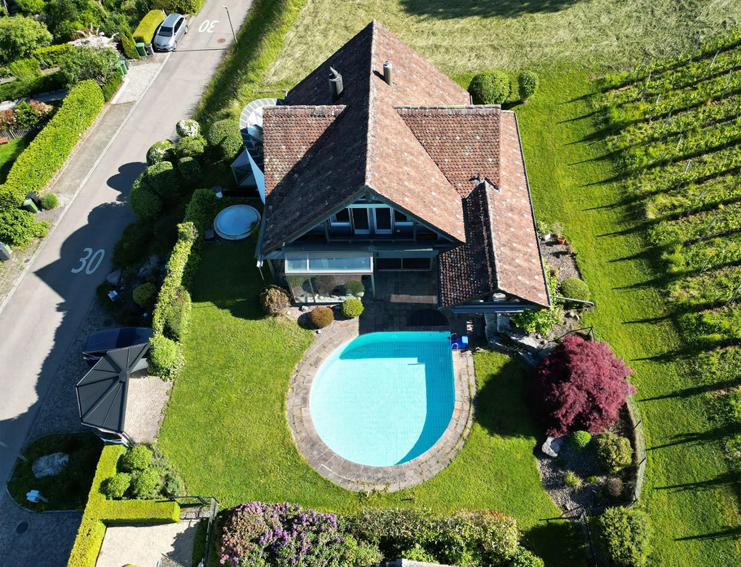 Detached 4 ½ Room Single-Family House with Garden & Pool - Photo 2 of 15
