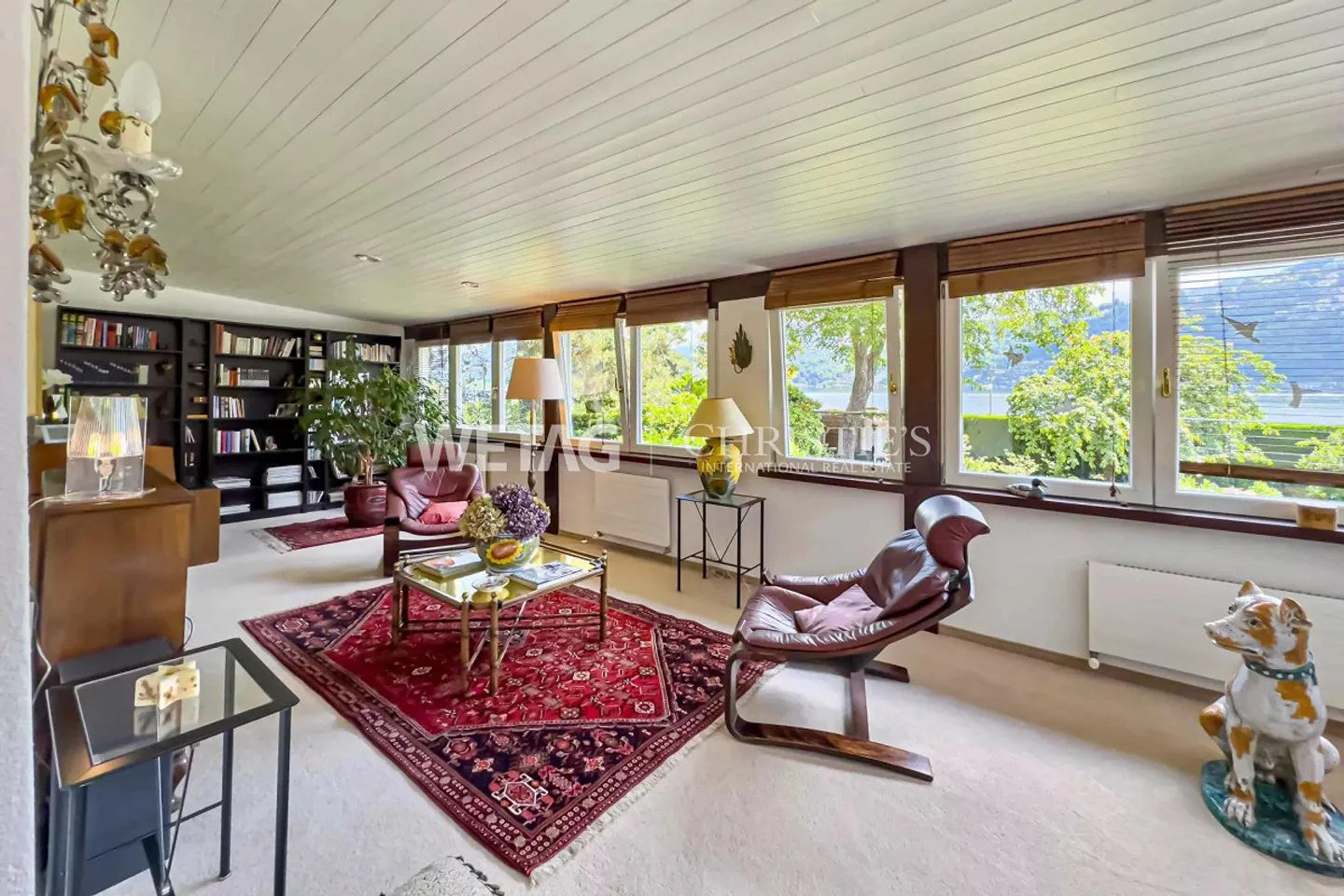 Lugano-Magliaso: beautiful villa in the green, with pool & near... - Photo 3 of 13
