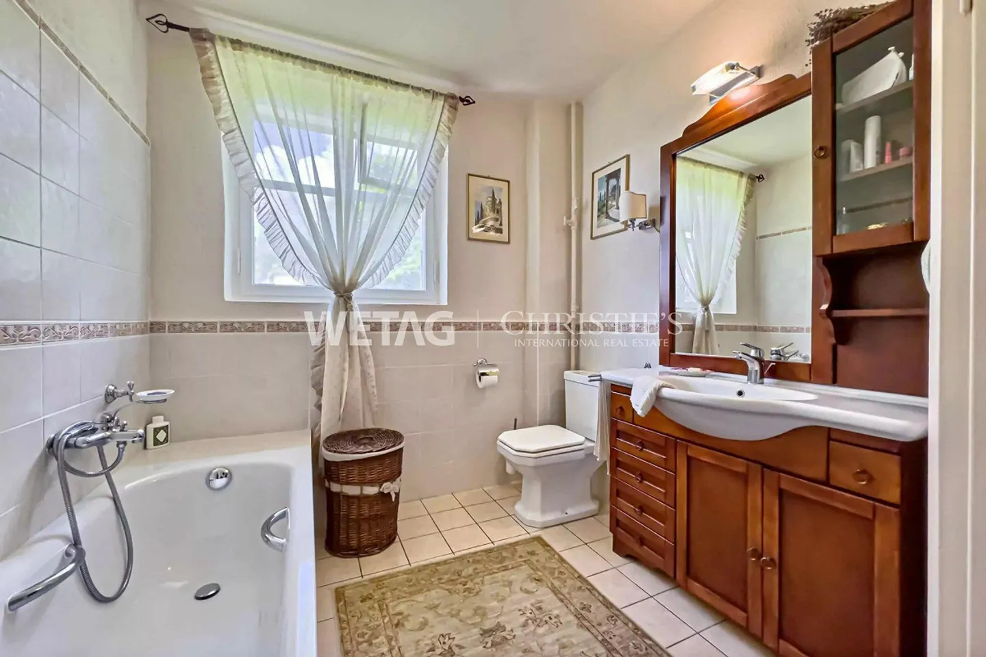 Lugano-Magliaso: beautiful villa in the green, with pool & near... - Photo 10 of 13