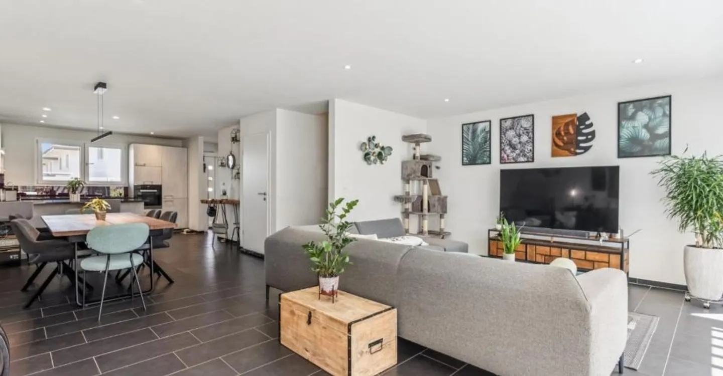 Casa a Schiera Moderna nel Villaggio - Foto 4 di 11