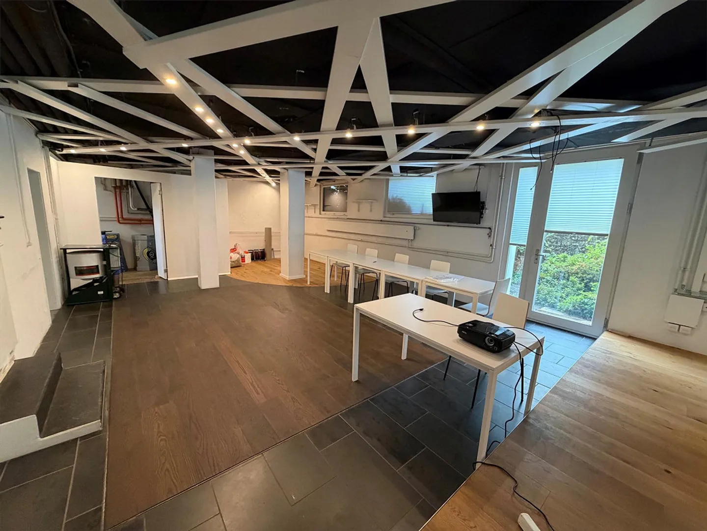 OFFICE / COMMERCIAL SPACES BERN - BETHLEHEM - Photo 3 of 7