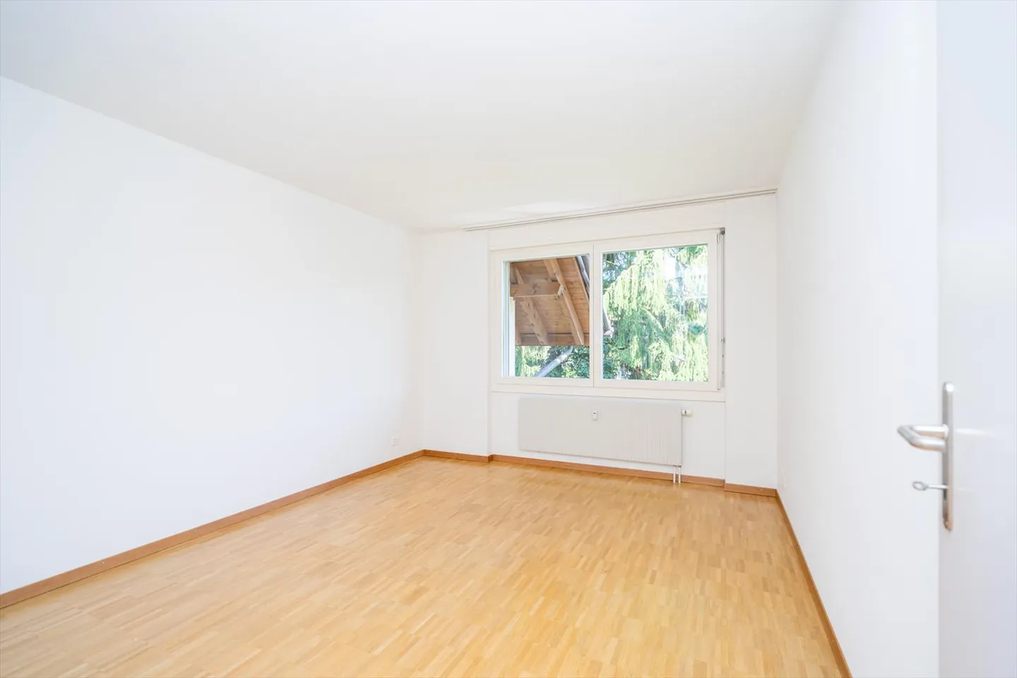 Apartment for rent - Photo 4 of 10