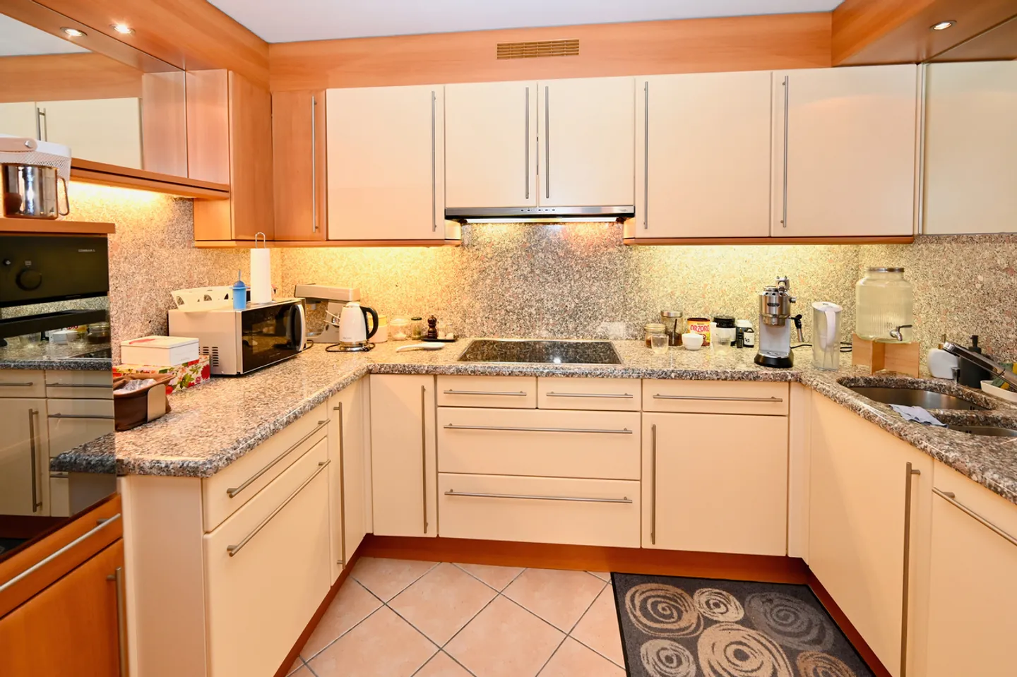 Caratteristica casa di paese a Bissone - Foto 7 di 18