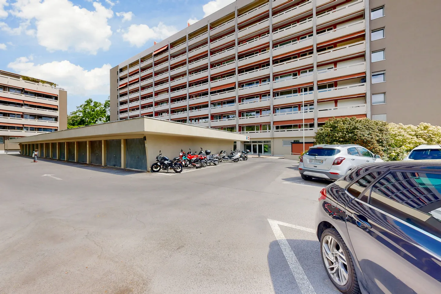 Box chiuso al piano terra in una residenza privata - Petit-Lancy - Foto 1 di 1