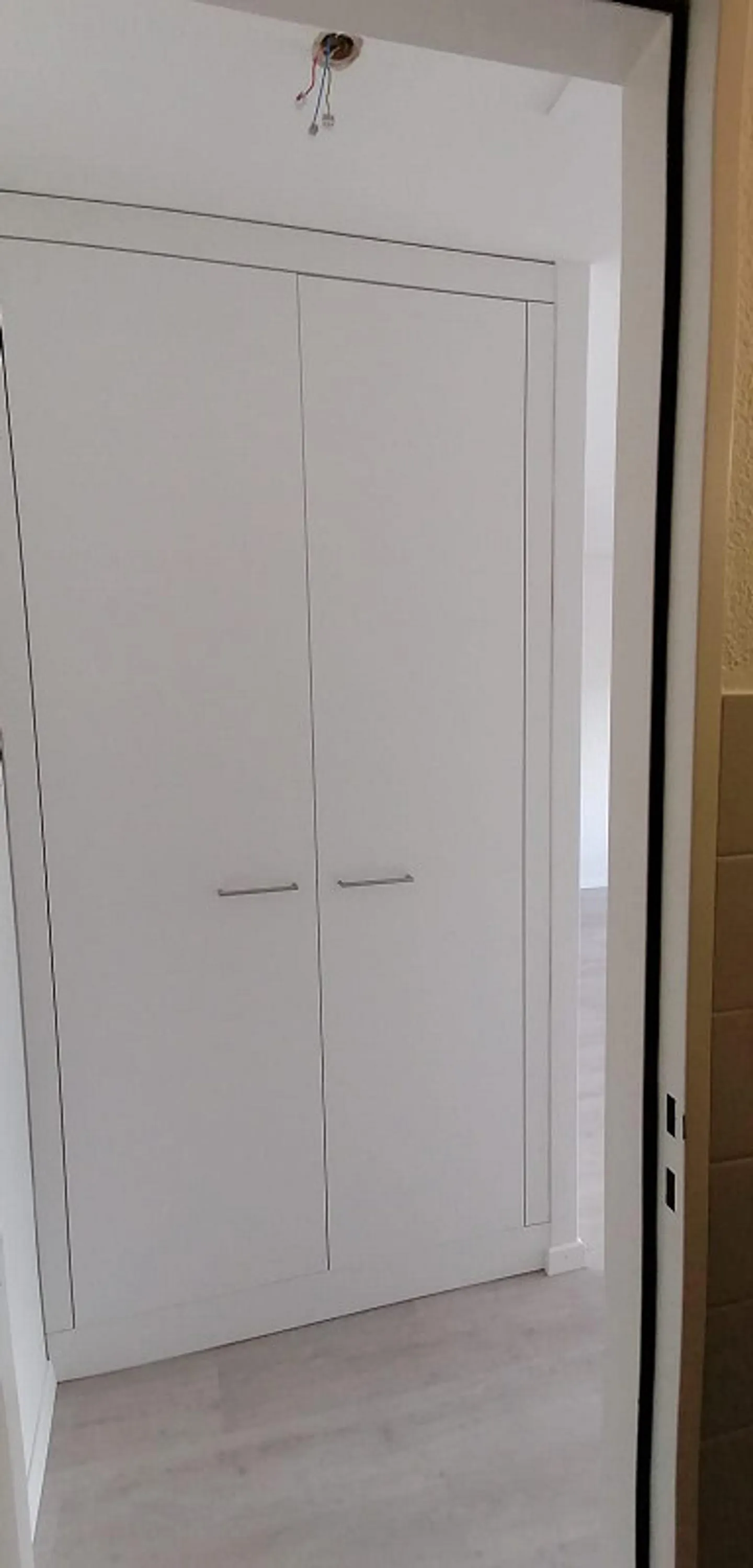 Appartement 1 pièce rénové dans un emplacement calme près de la lisière de la forêt - Photo 11 sur 12