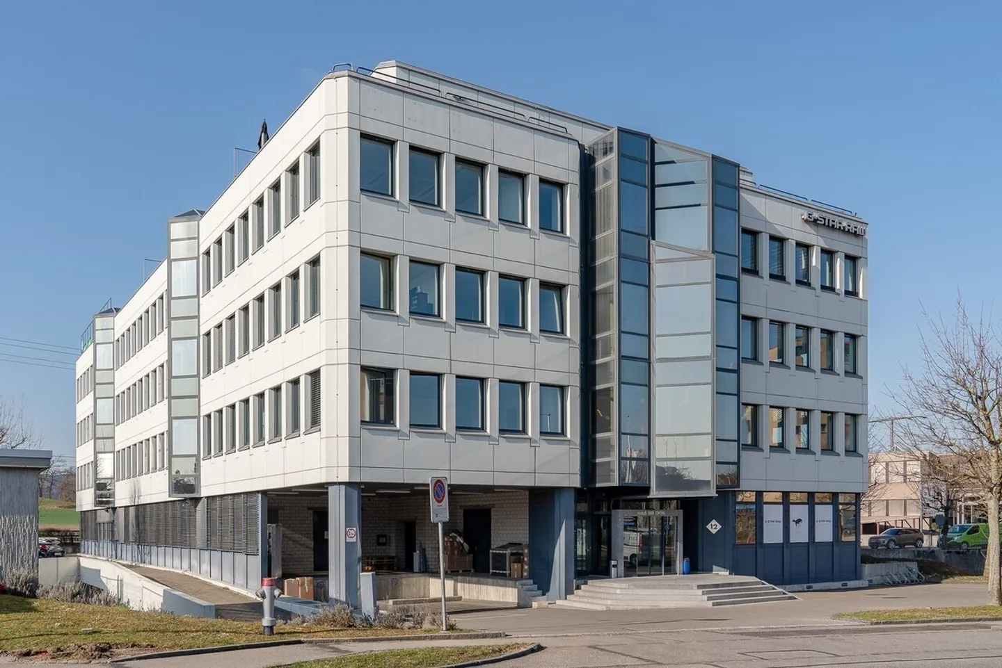 *MIETZINSAKTION* Ihr neues bezugsbereites Büro mit 2 monatiger mietzinsfreier Zeit ! - Foto 1 von 5